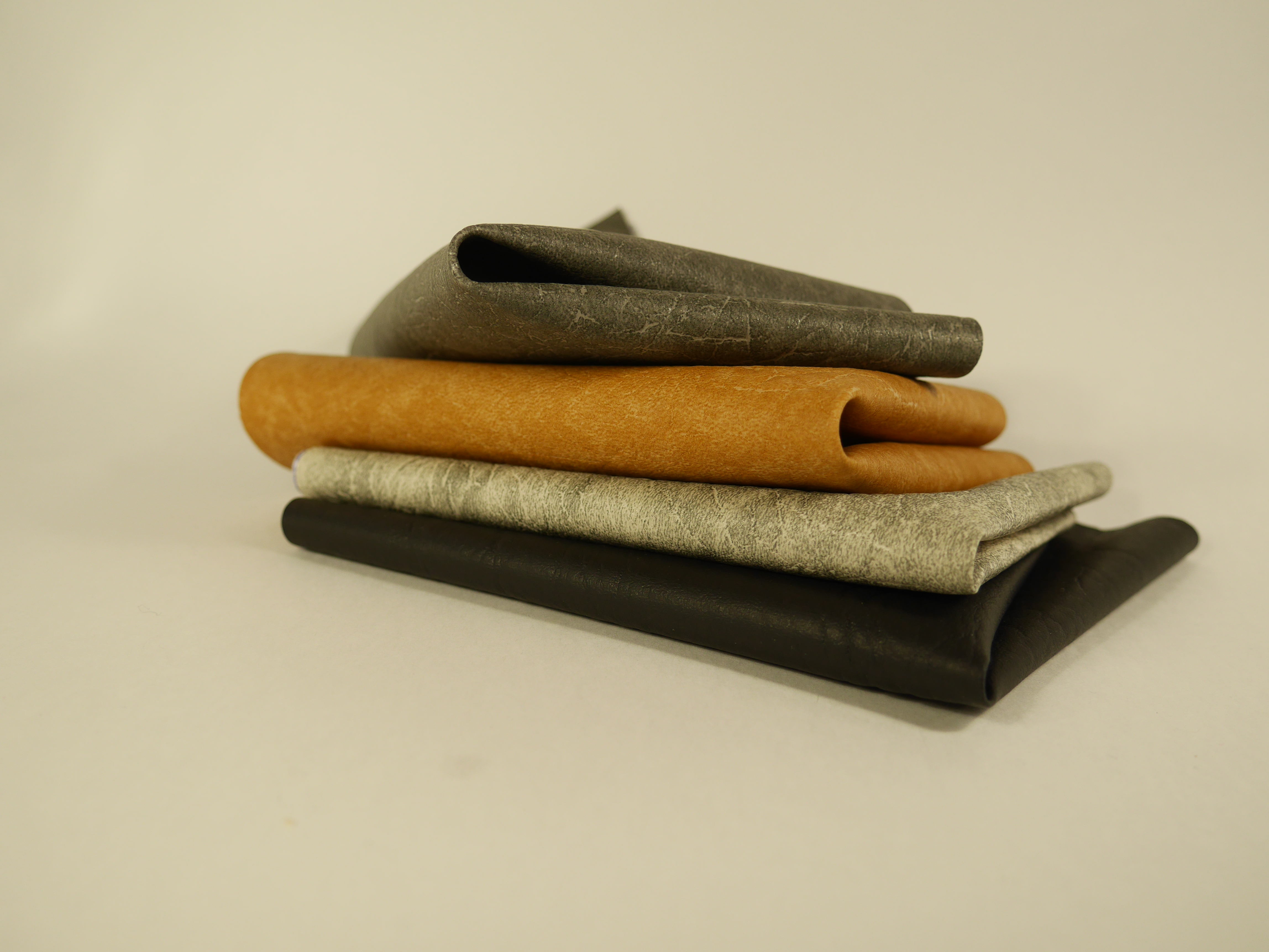 Кожа искусственная (artificial leather), различного цвета